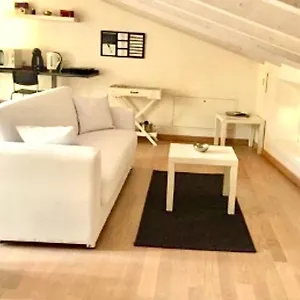 https://residenza-virgiliana-suite.it-lombardy.com